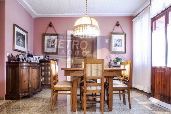 sala da pranzo - UNIFAM. AFFIANCATA BREGANZE (VI)  
